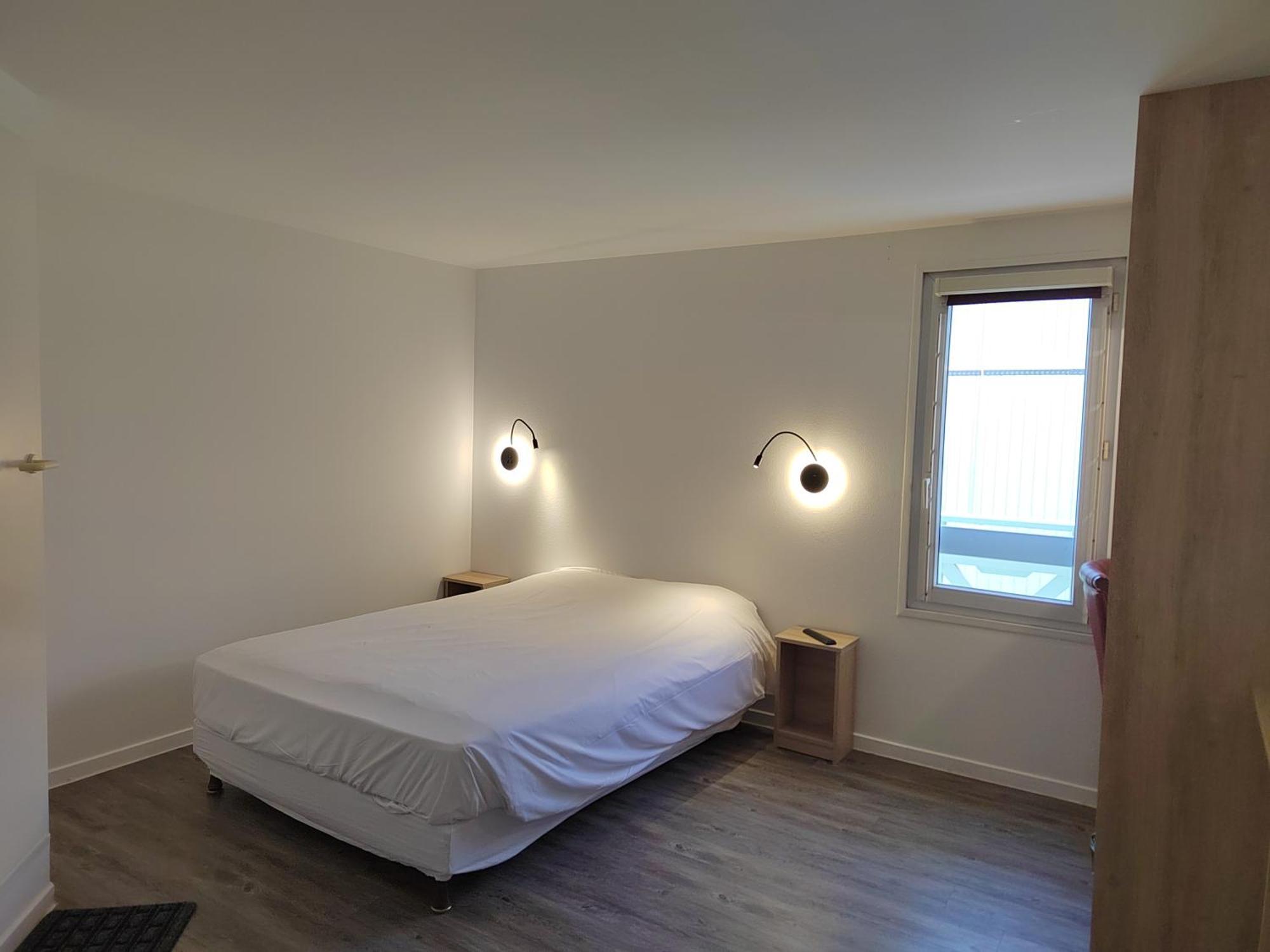 Fasthotel Paris Ouest Bouafle エクステリア 写真