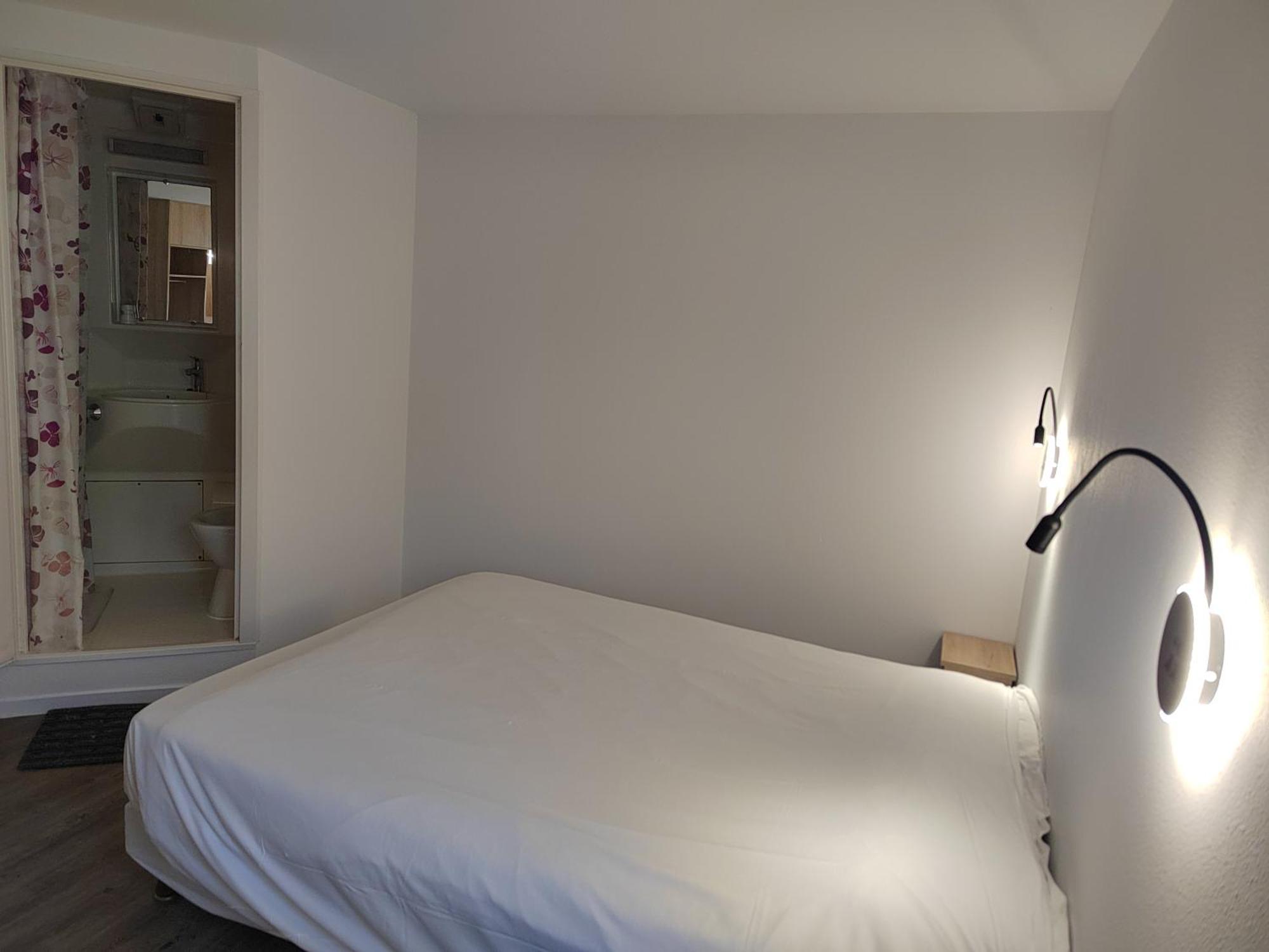 Fasthotel Paris Ouest Bouafle エクステリア 写真