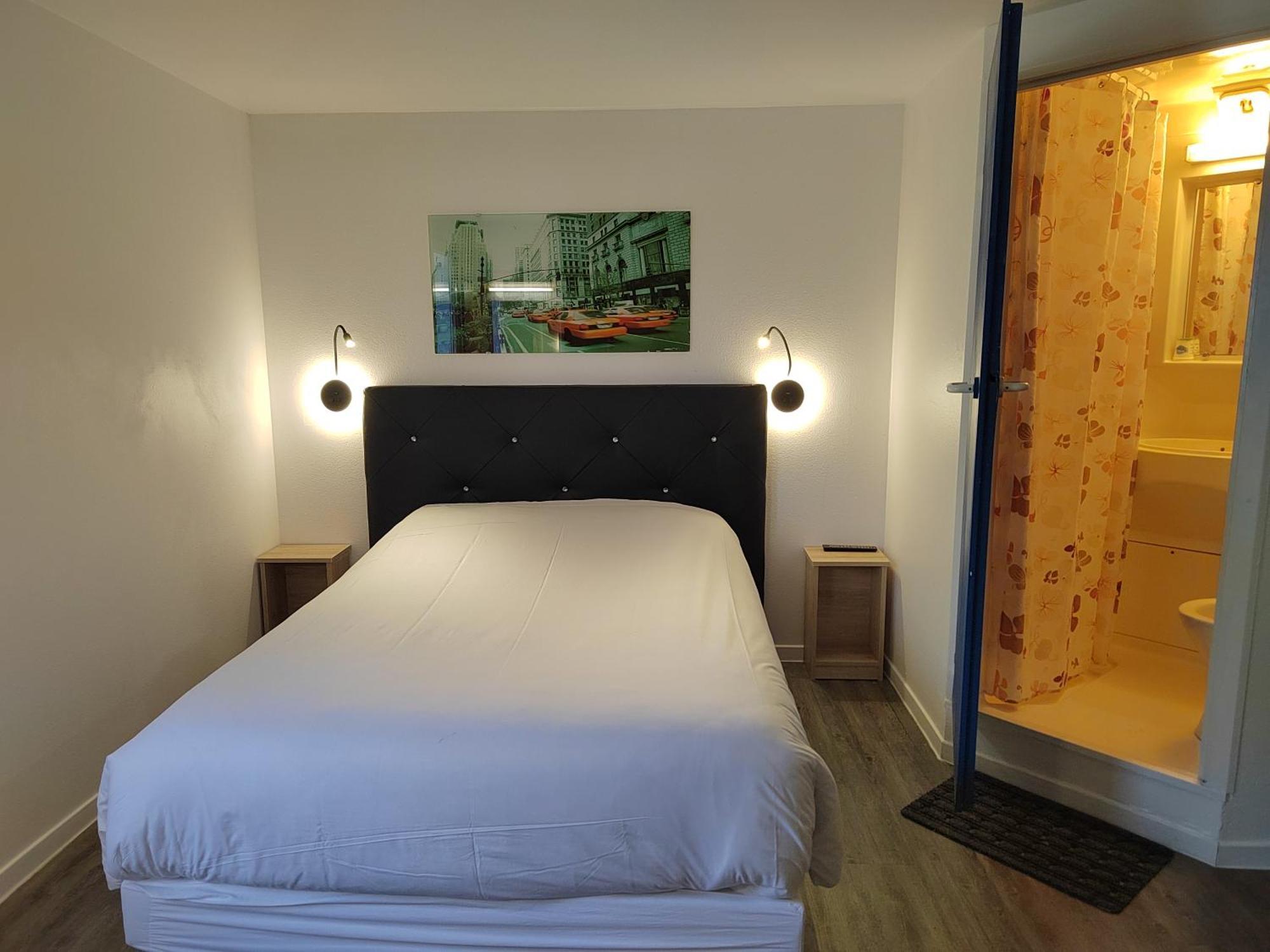 Fasthotel Paris Ouest Bouafle エクステリア 写真
